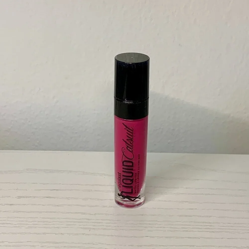 927B NICE TO FUCHSIA  MegaLast Liquid Catsuit Matte Lipstick wet n wild *opened